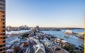 Quay West Suites Sydney 5*